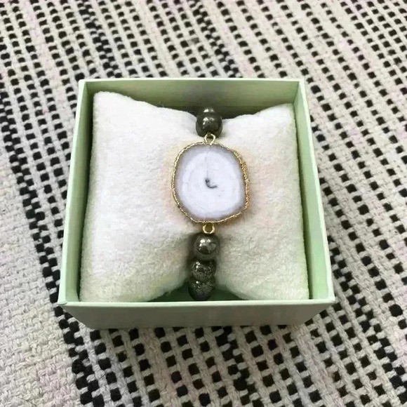 Beaded Bracelet - Picture 2 of 2